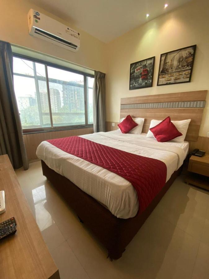 Hotel Airport Prime -Near Mumbai International Airport Andheri East Exterior photo
